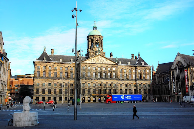 centrum miasta co warto zobaczyć w Amsterdamie?