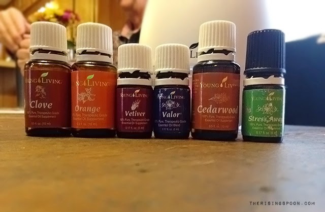 How to Travel with Essential Oils + The Best Oils to Pack For Your Trip
