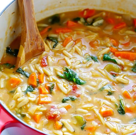 ITALIAN ORZO SPINACH SOUP #Vegan #QuickRecipe ITALIAN ORZO SPINACH SOUP #Vegan #QuickRecipe