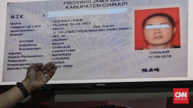 WNA asing masuk DPT pemilu di madiun Bawaslu Madiun Temukan Tiga WNA Masuk DPT Pemilu 2019