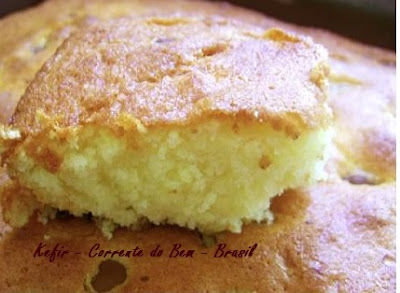 Bolo de Três Ingredientes Bolo de Três Ingredientes