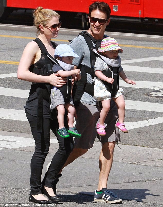 Billy Lilac Charlie Poppy Anna Paquin And Stephen Moyer Slip