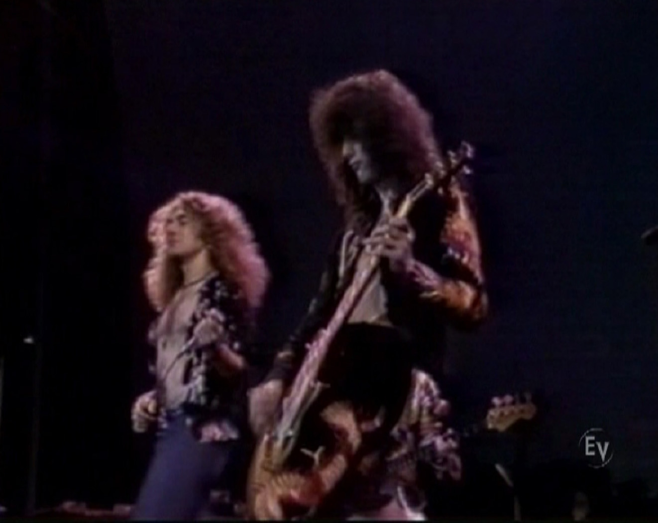BOOTSLIVE: Led Zeppelin Live at Earl s Court (1975) (DVD5) BOOTSLIVE: Led Zeppelin Live at Earl s Court (1975) (DVD5)