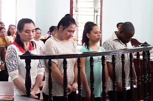 Photo: Nigerian man sentenced to 18 years in prison for duping over 40 Vietnamese women