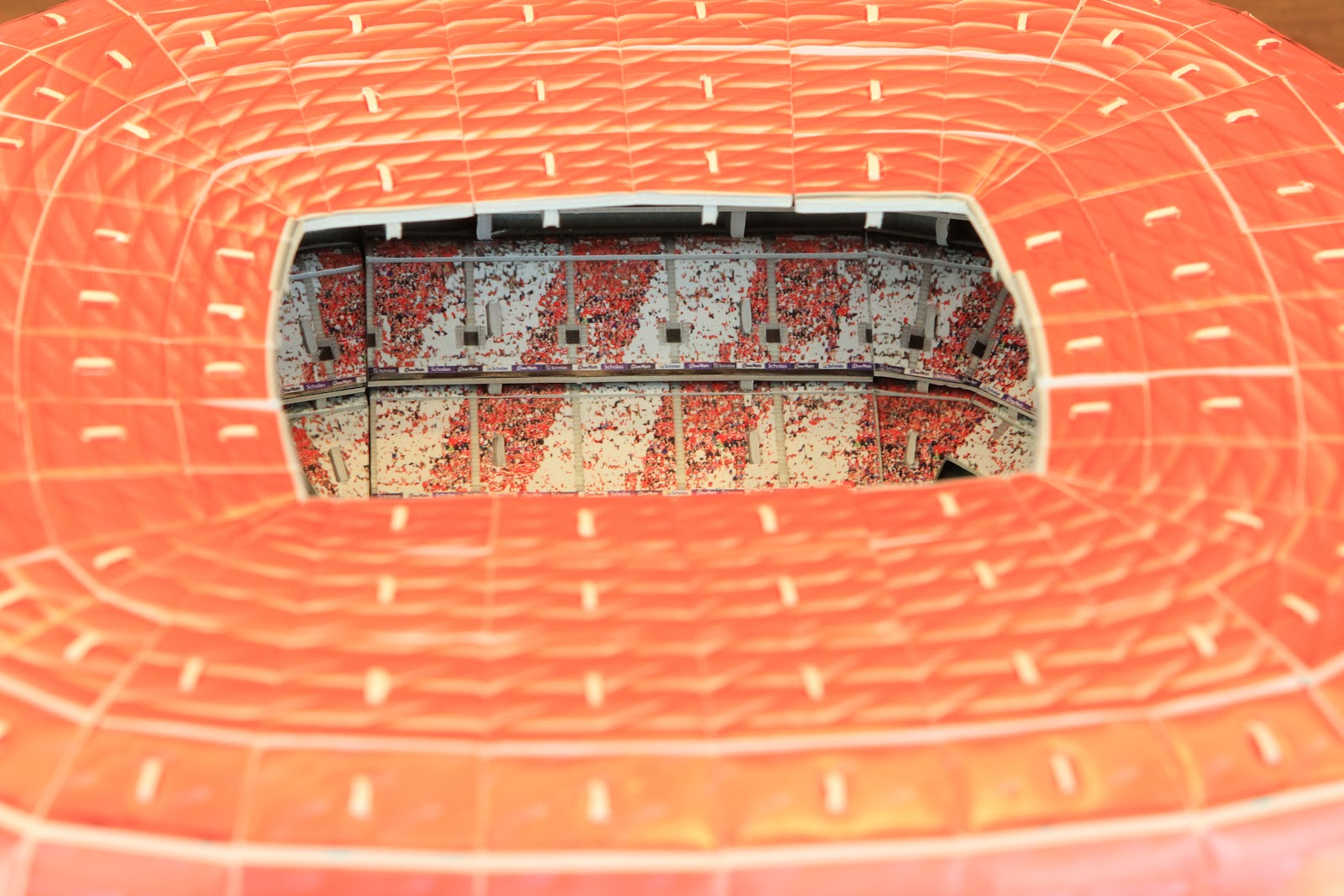scholas 3D puzzle: 3D Puzzle Red Allianz Arena by Scholas