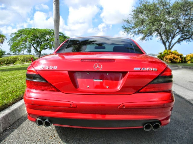 mercedes red