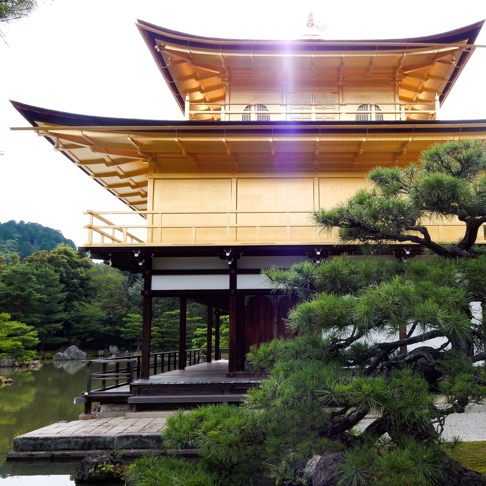 Kinkaku-ji, The Golden Pavilion - A Make Believe World