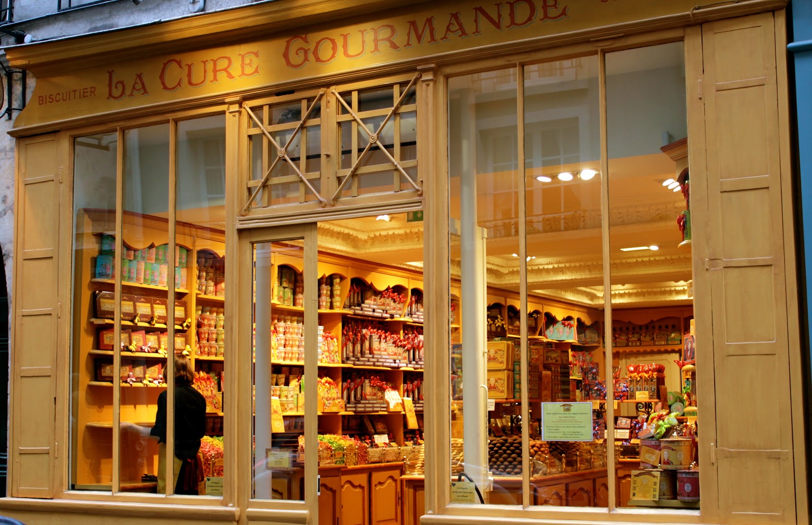 In Search of Gelato Elegance