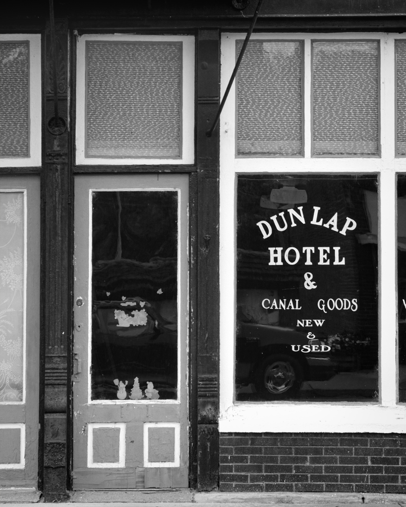 Happenstance Photography Dunlap Hotel & Canal Goods