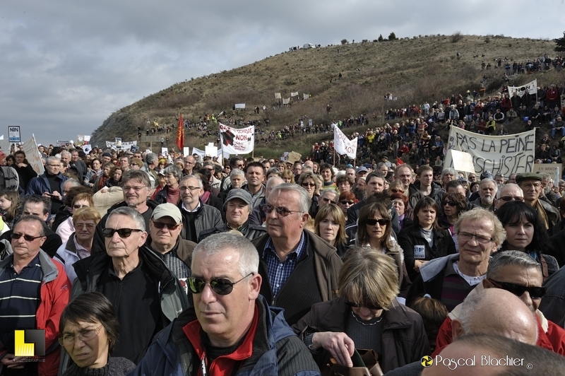 Villeneuve de berg contre le gaz de schiste photo pascal blachier