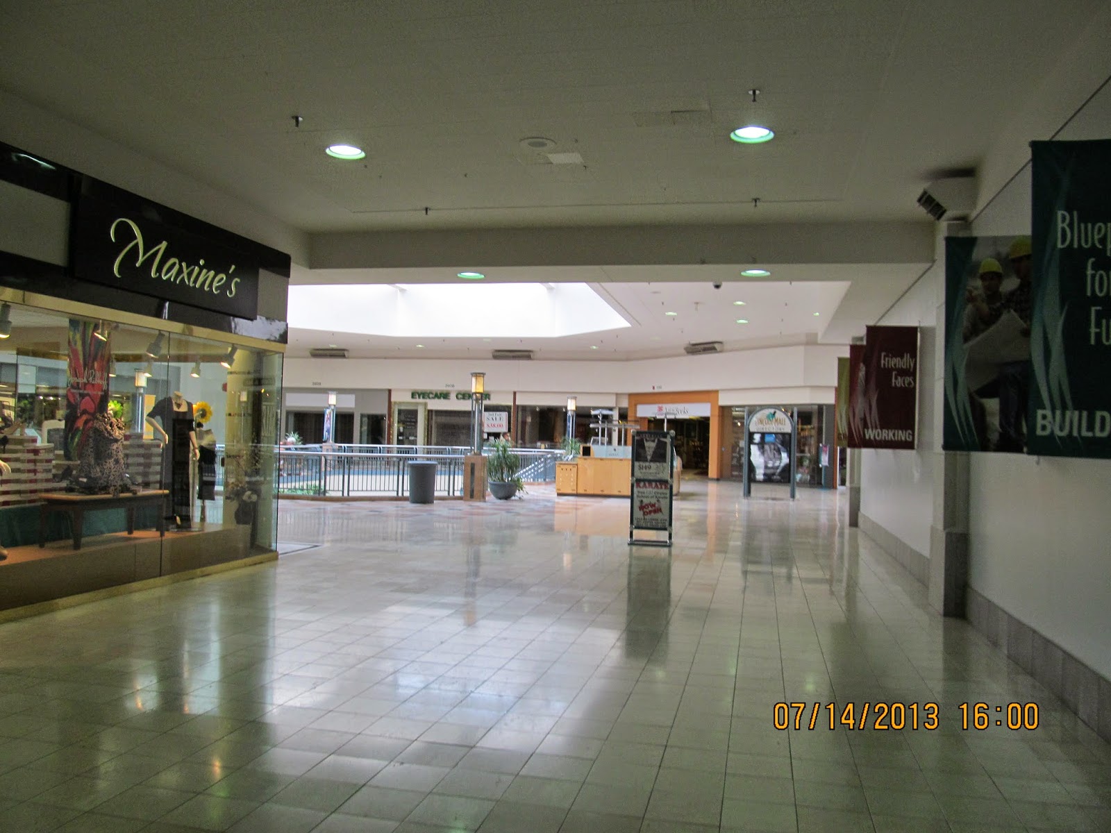 Trip to the Mall Lincoln Mall ( Matteson, IL)