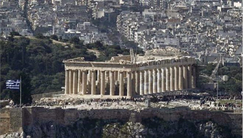 Greece: the Acropolis is not in danger of collapse!