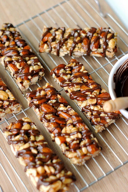 101 Healthy Snack Recipes - Homemade "Kind" Bars 101 Healthy Snack Recipes - Homemade "Kind" Bars