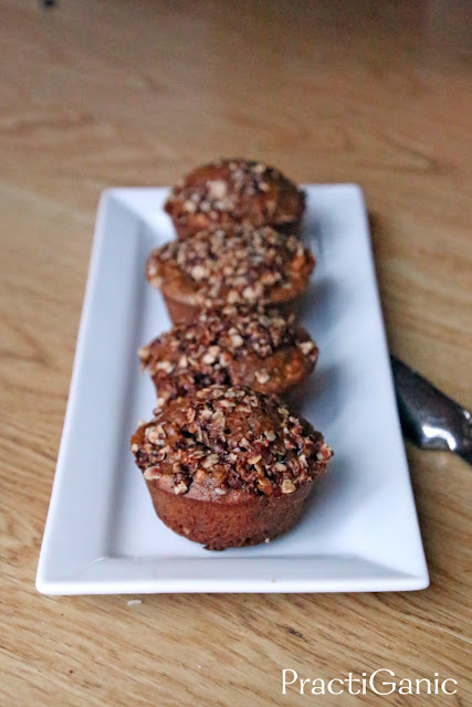 Vegan and Healthy Chai Spiced Muffins with Oat Crumble