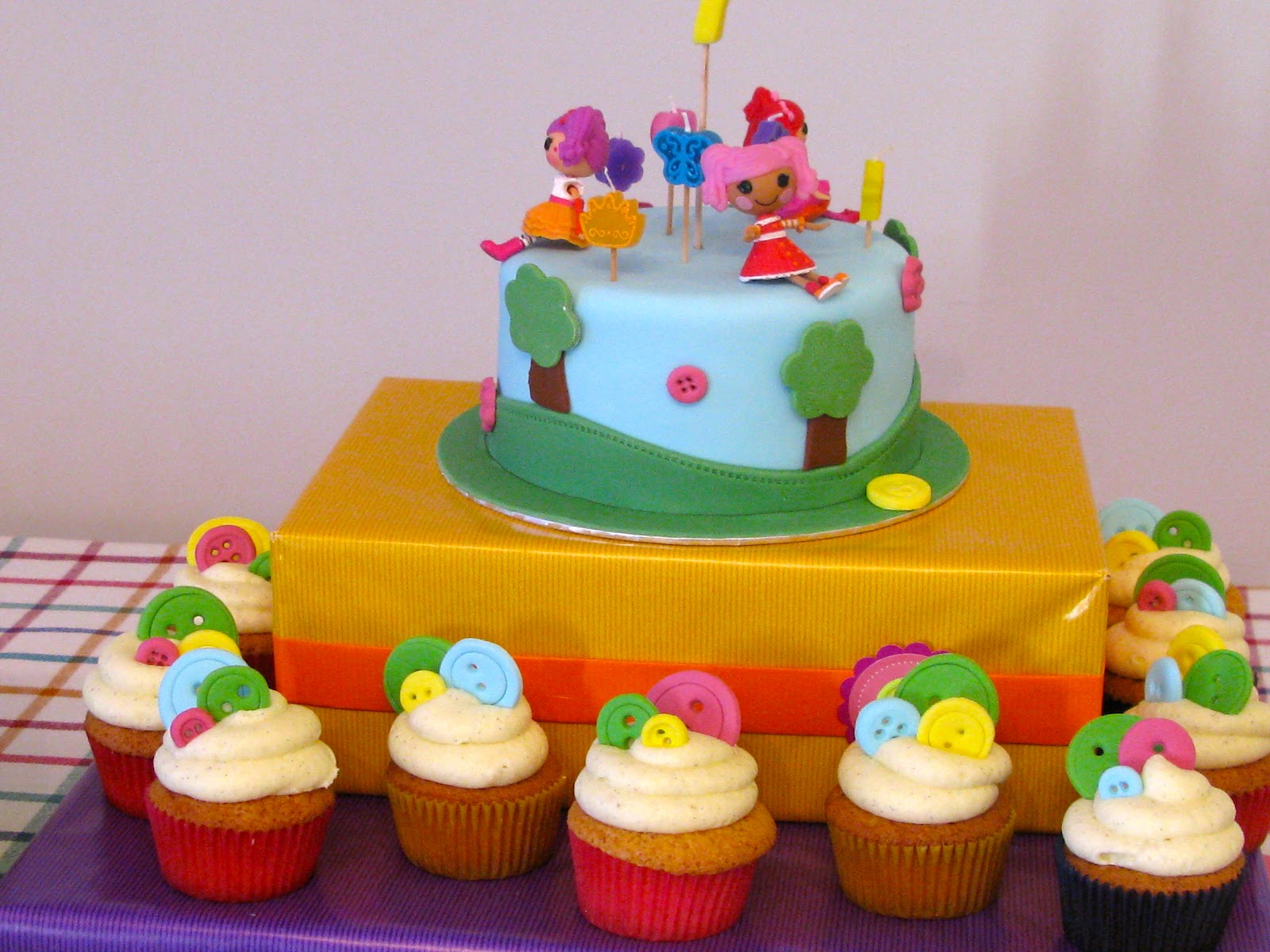 Muñeca Mini Lalaloopsy, Fiesta De Arándanos Berry Lalaloopsy Brasa