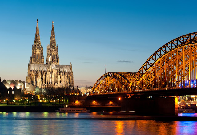 A stunning feat in Gothic architecture, the Cologne Dom dominates this view along the Rhine River in Germany. Photo: © EuroTravelogue™. Unauthorized use is prohibited.