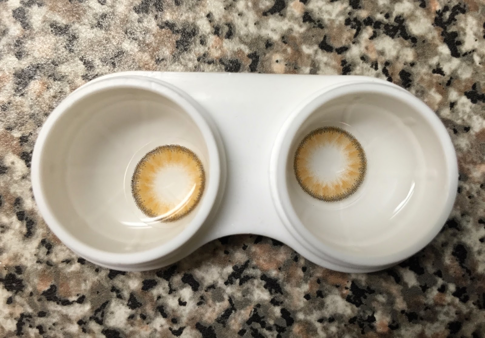 Desio Contact Lenses // Caramel Brown beautybyjuliannemng