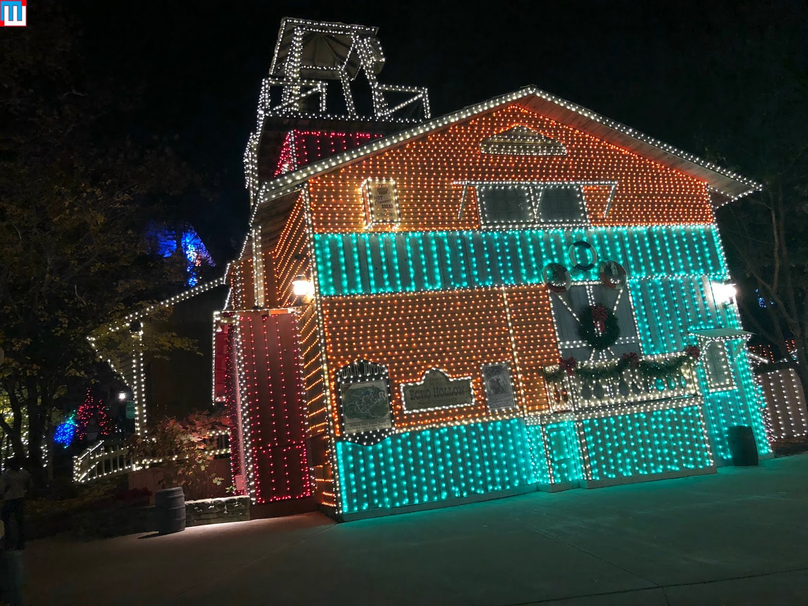 MidwestInfoGuide An Old Time Christmas Lights (SDC)