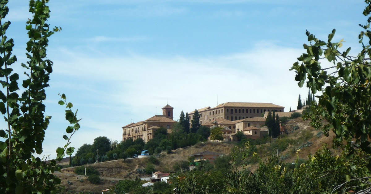 Caminando por Sierras y Calles de Andalucía: Joyas granadinas VII: Escuela del Ave María (Casa ...