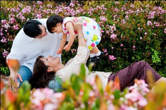 15 Unique Family Photo Ideas 15-unique-family-photo-ideas