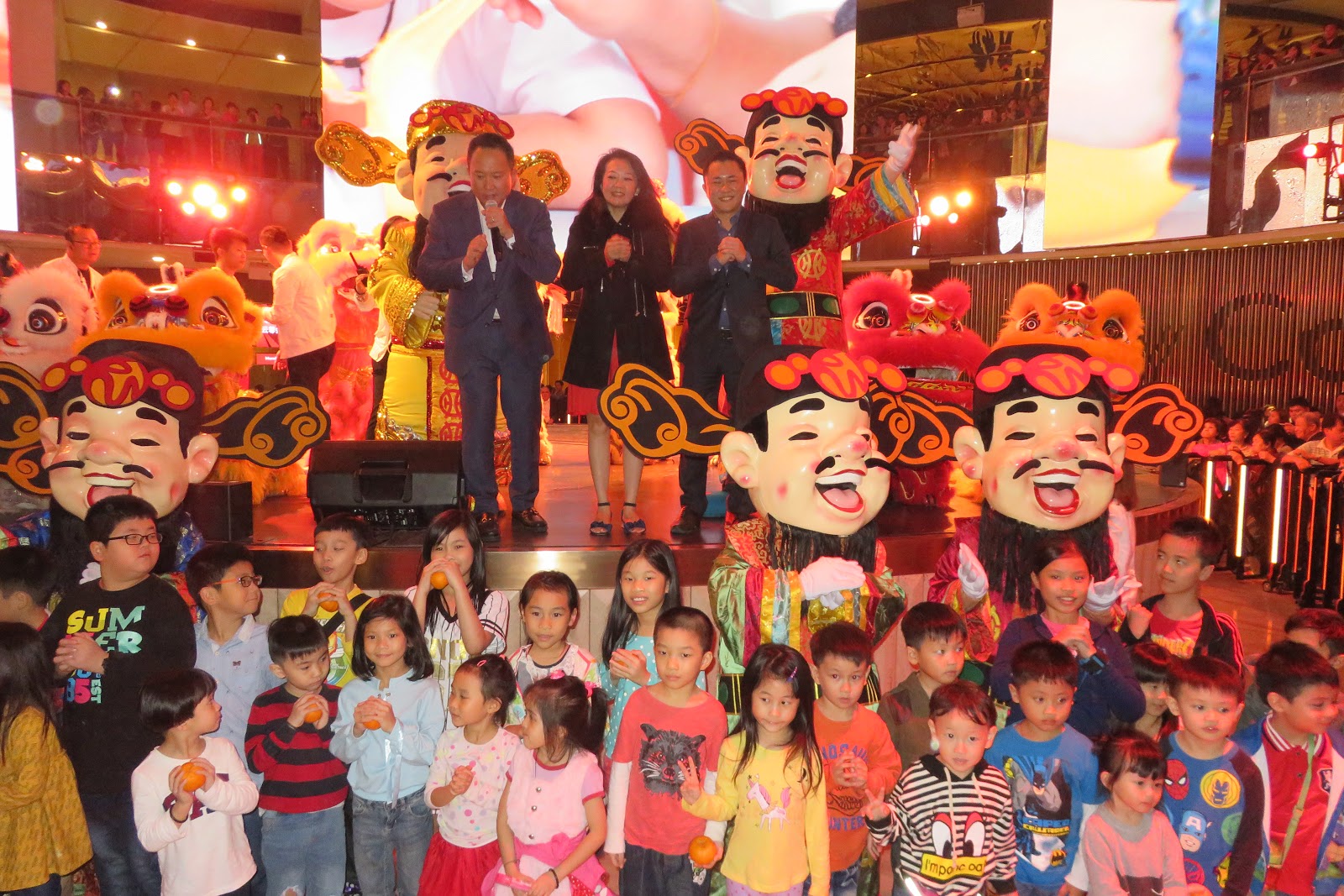 Kee Hua Chee Live!: CELEBRATE CHINESE NEW YEAR OF EARTH DOG 2018 IN