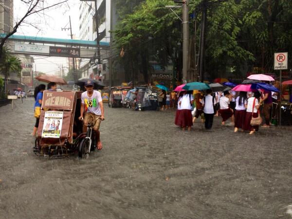 Heavy flooding Taft Avenue Manila June 13, 2013