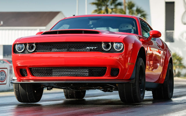 Dodge Challenger SRT Demon
