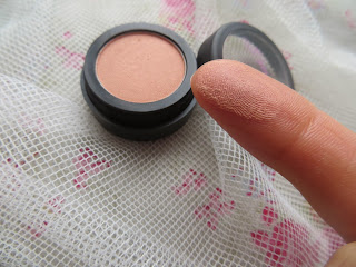 sarahgcosmetics, cosmetics, makeup, review, lipstick, whispersfromangels, blogger, foundation, powder, blusher, eyeshadow, brand, pink, peach, black