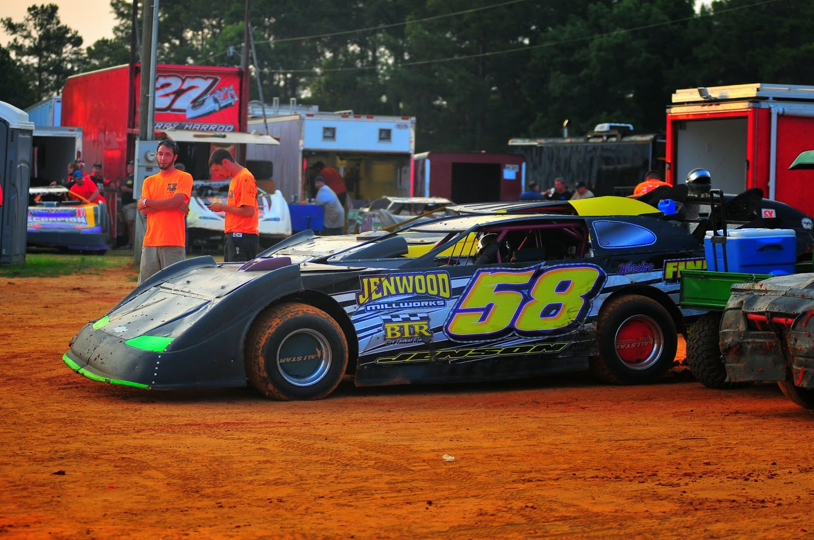 Deep Dixie Racing Videos Pileup Wreck and Sportsman Feature