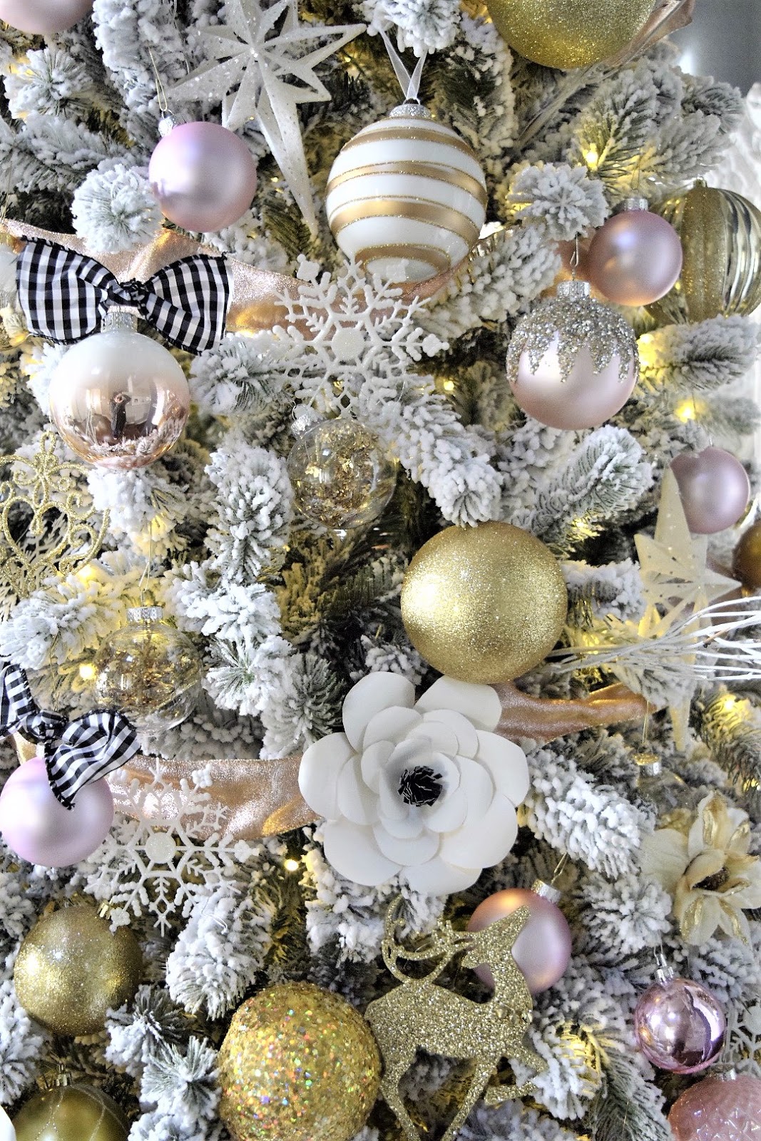 Home and Fabulous HOME FOR THE HOLIDAYS BLOG TOUR HOME & FABULOUS STYLE