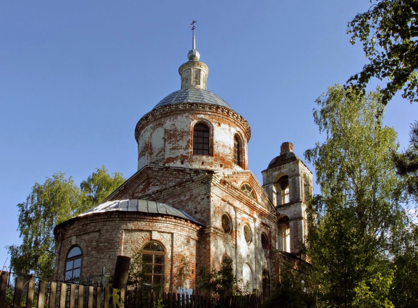 Село успенское храм