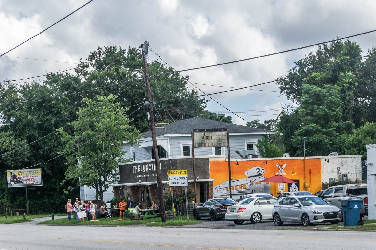 Charleston Daily Photo Park Circle