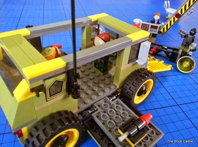 LEGO TMNT Turtle Van Takedown Set 79115 Review vehicle build side angle