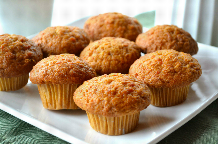 COMIDINHAS FÁCEIS E SAUDÁVEIS Muffin de banana com aveia light