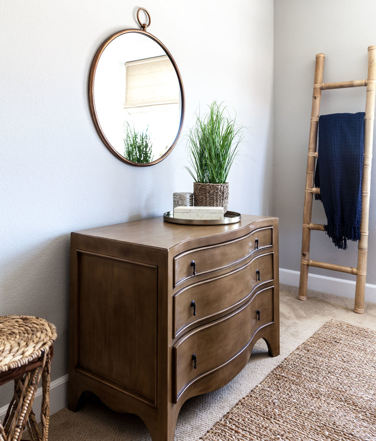 Cottage and Vine: Monday Inspiration | Juxtaposed Interiors