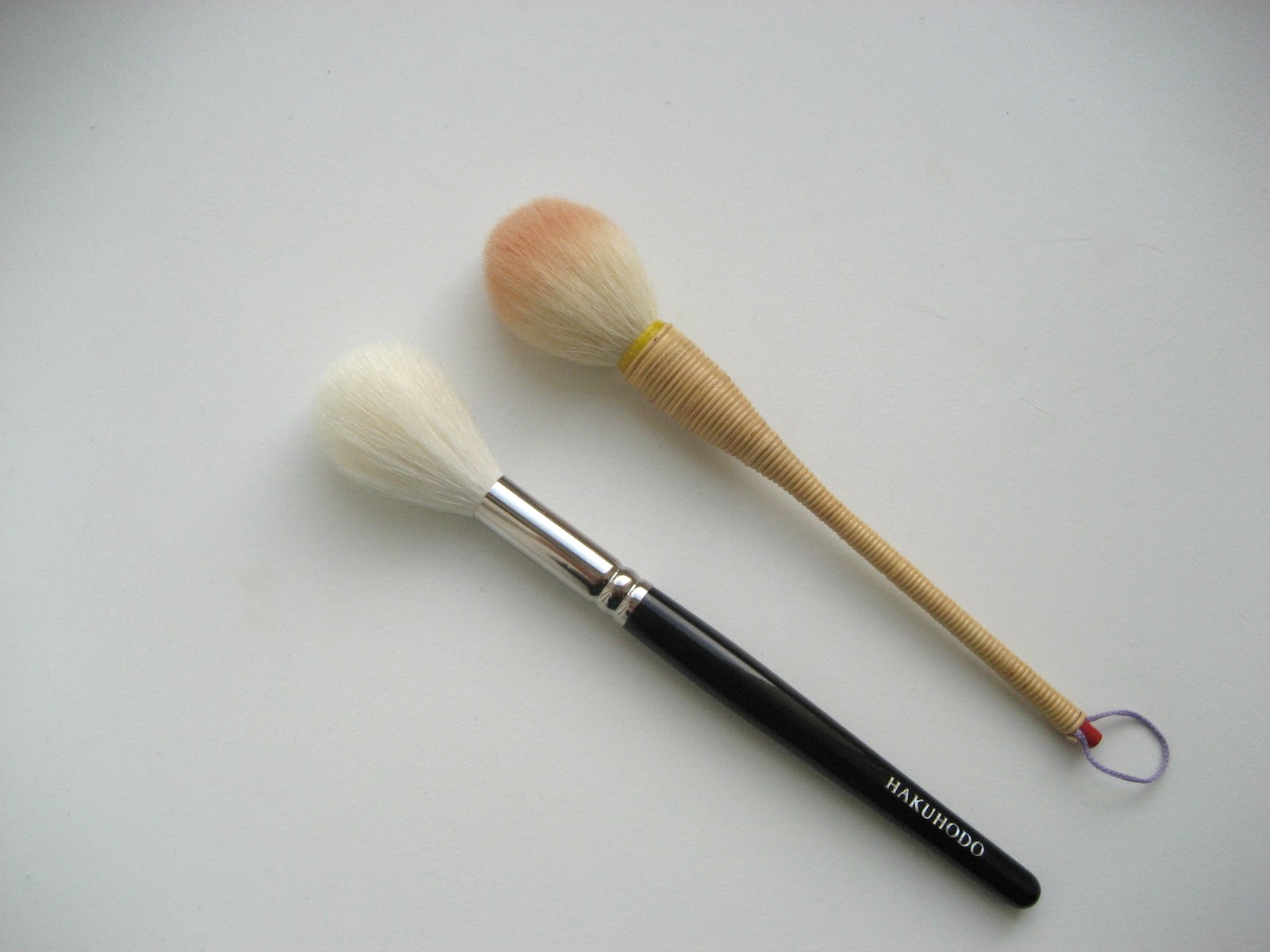 delicate hummingbird. Hakuhodo Brushes IV