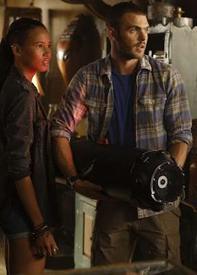 Siren (Series) Fola Evans-Akinbola and Alex Roe Image 2