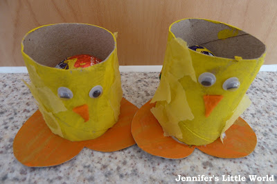 Easter egg chick holders from toilet roll tubes