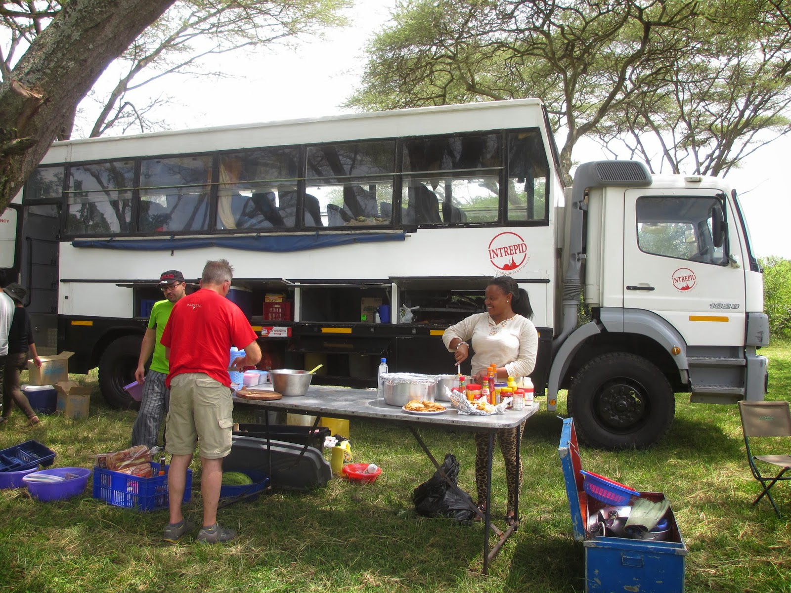 VIAGEM DE OVERLAND pelo Quénia e Tanzânia | A nossa experiência a bordo de um camião em camping
