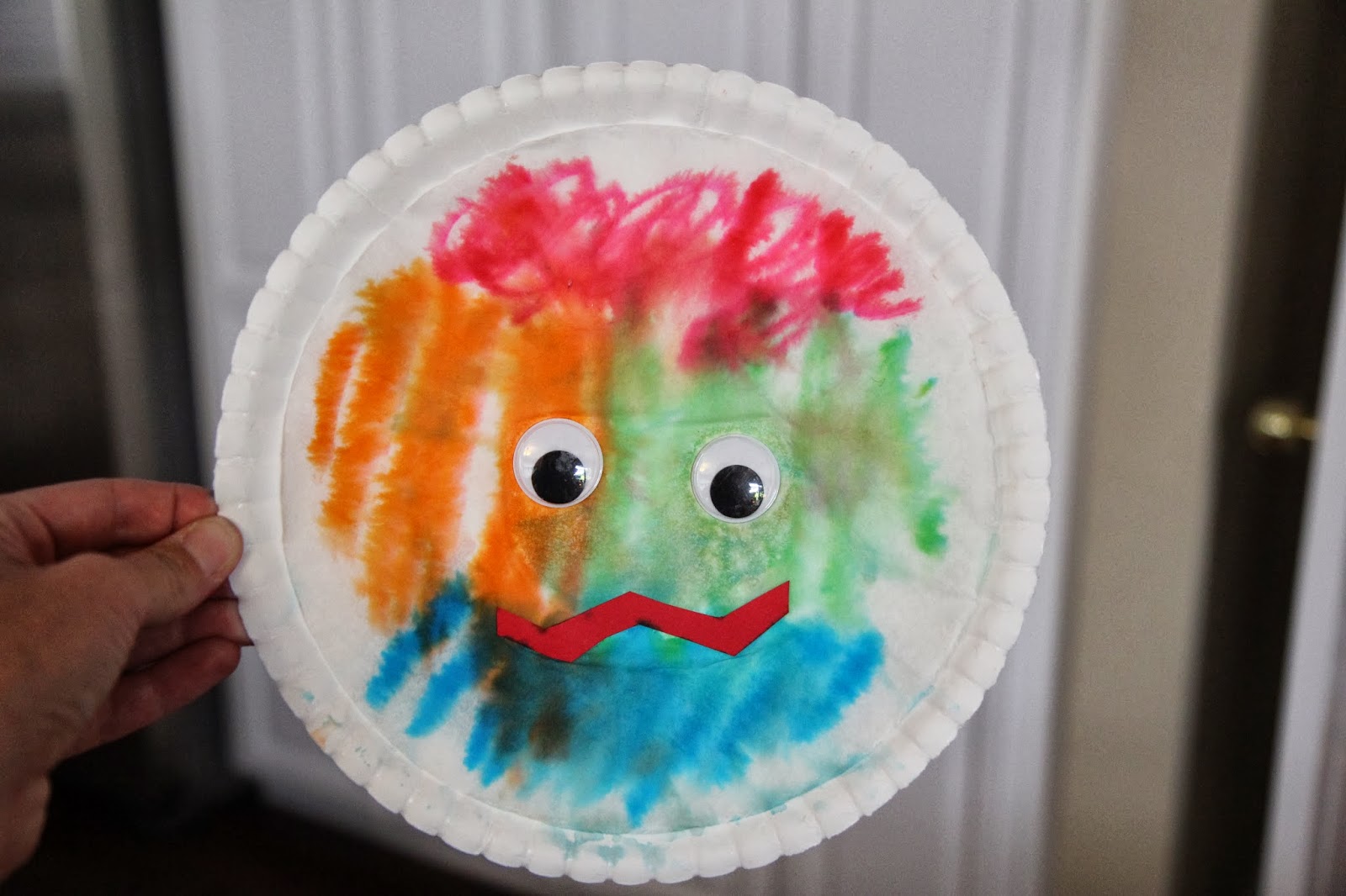 Toddler Approved! Colorful Paper Plate Monster Craft