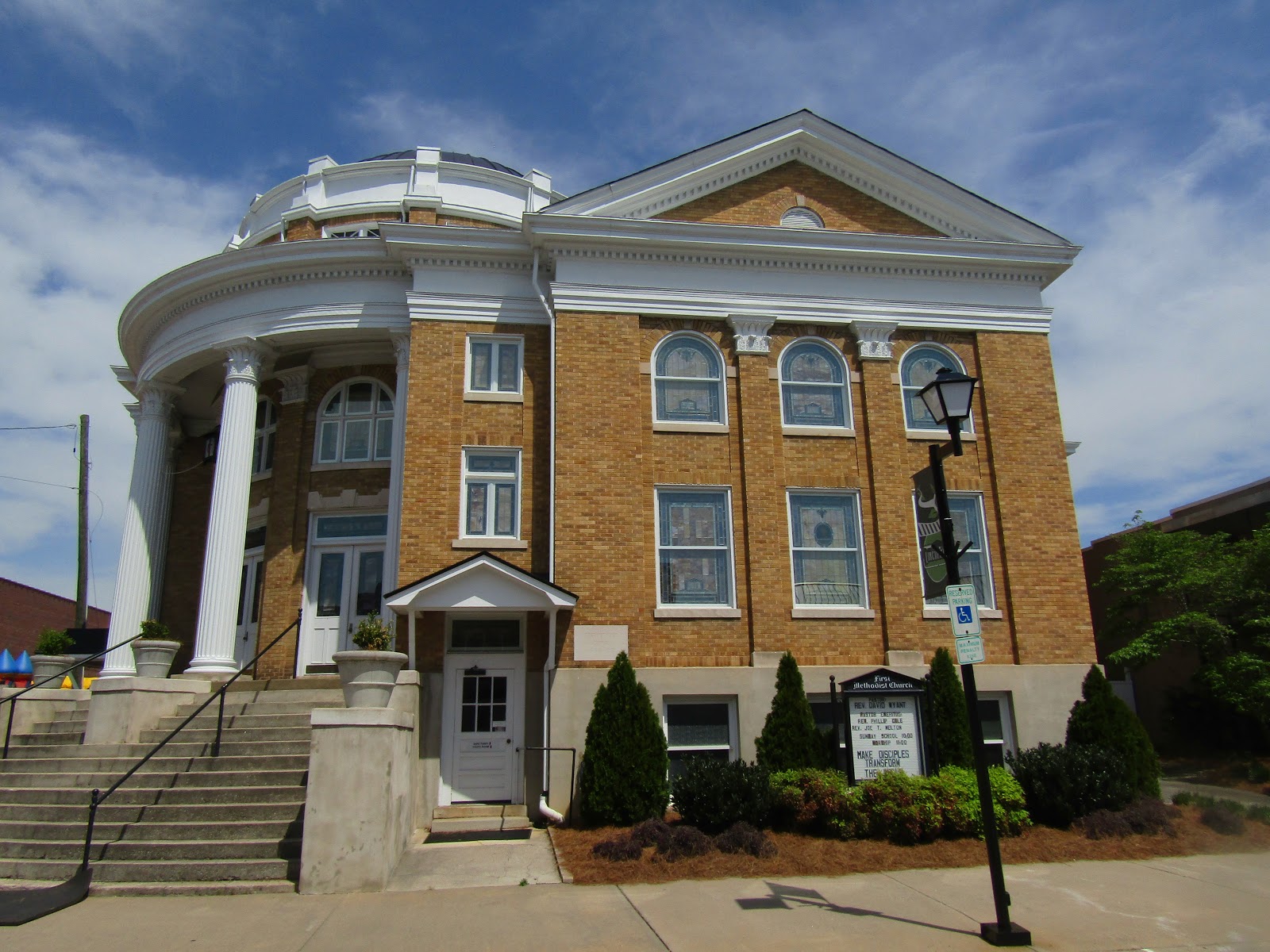 Maple Hill 101 Gettin' to Know Lincolnton