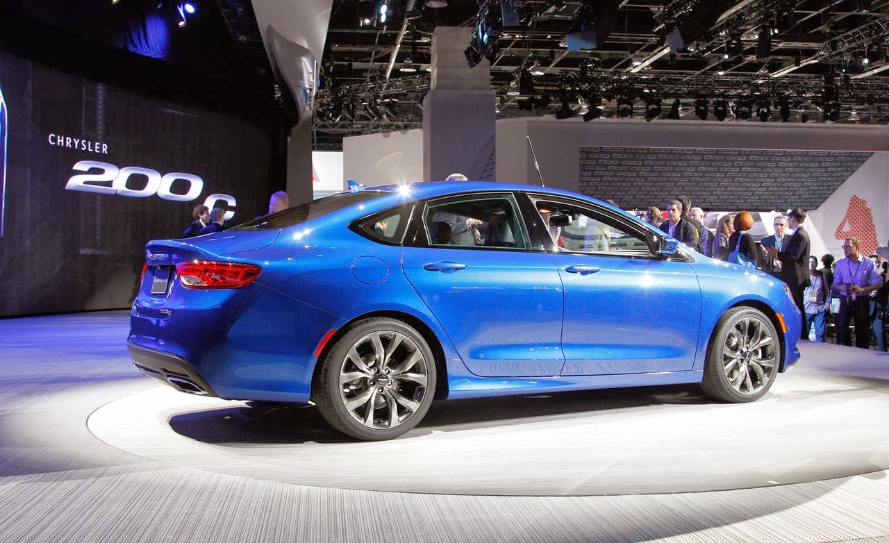 2015 Chrysler 200 Stylish And Comfortable Design
