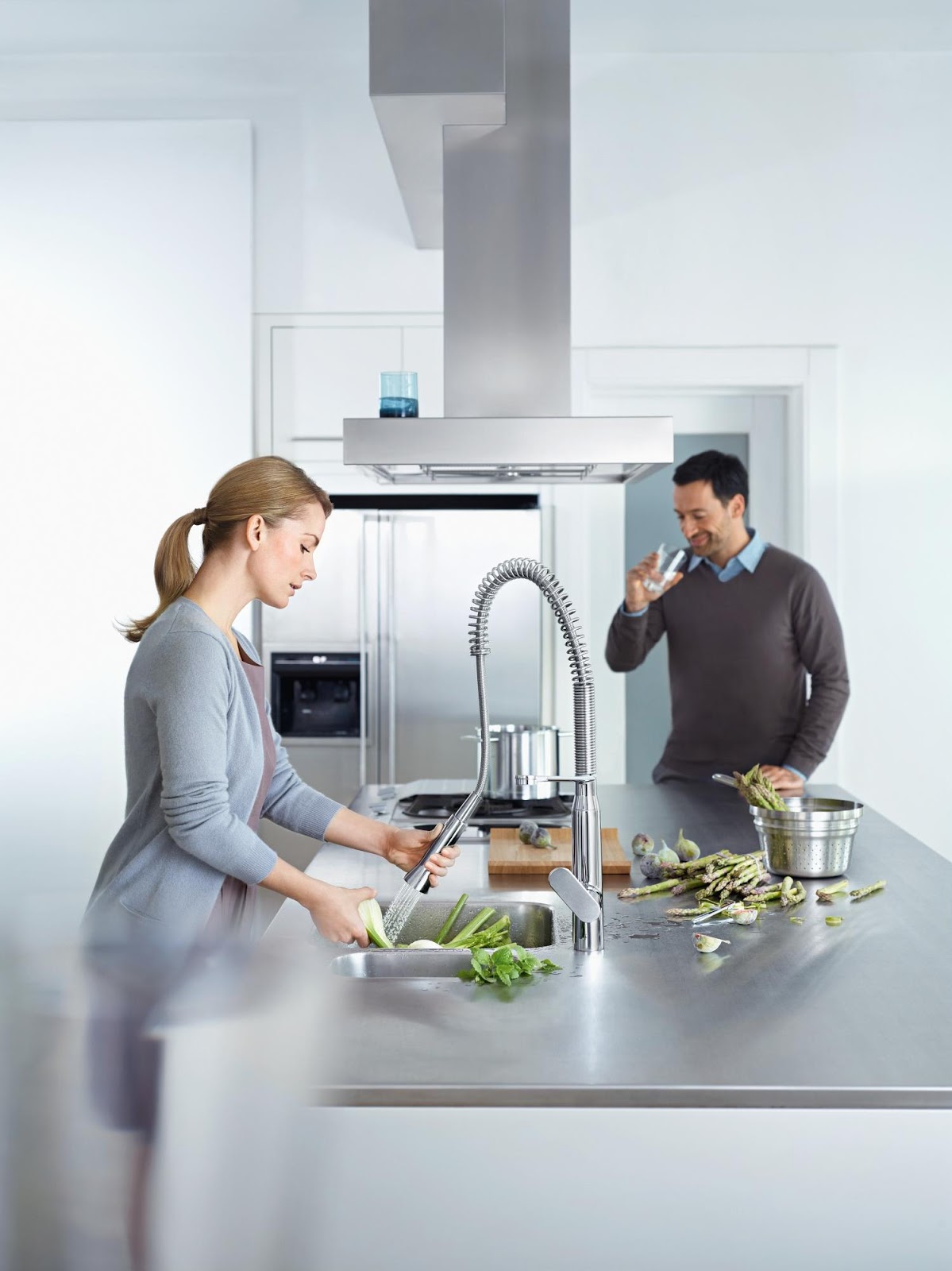 Grohe Russia: Кухонные смесители GROHE с профессиональными аэраторами