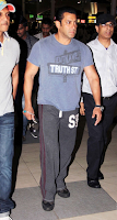 Salman Khan Spotted at Mumbai Airport returning from Hyderabad