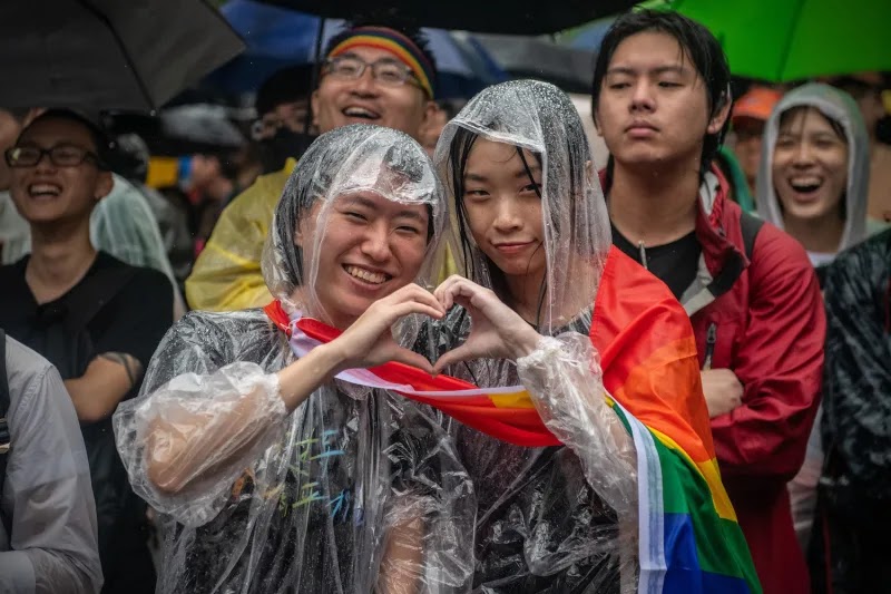 24 Powerful Images From The First Day Of Marriage Equality In Taiwan 24 Powerful Images From The First Day Of Marriage Equality In Taiwan