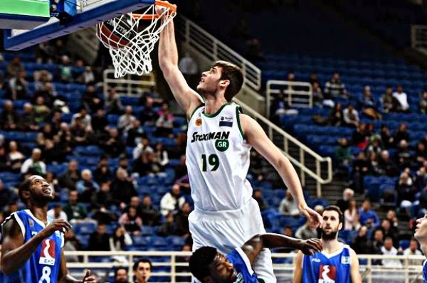 "Σειρήνες" για Παπαγιάννη