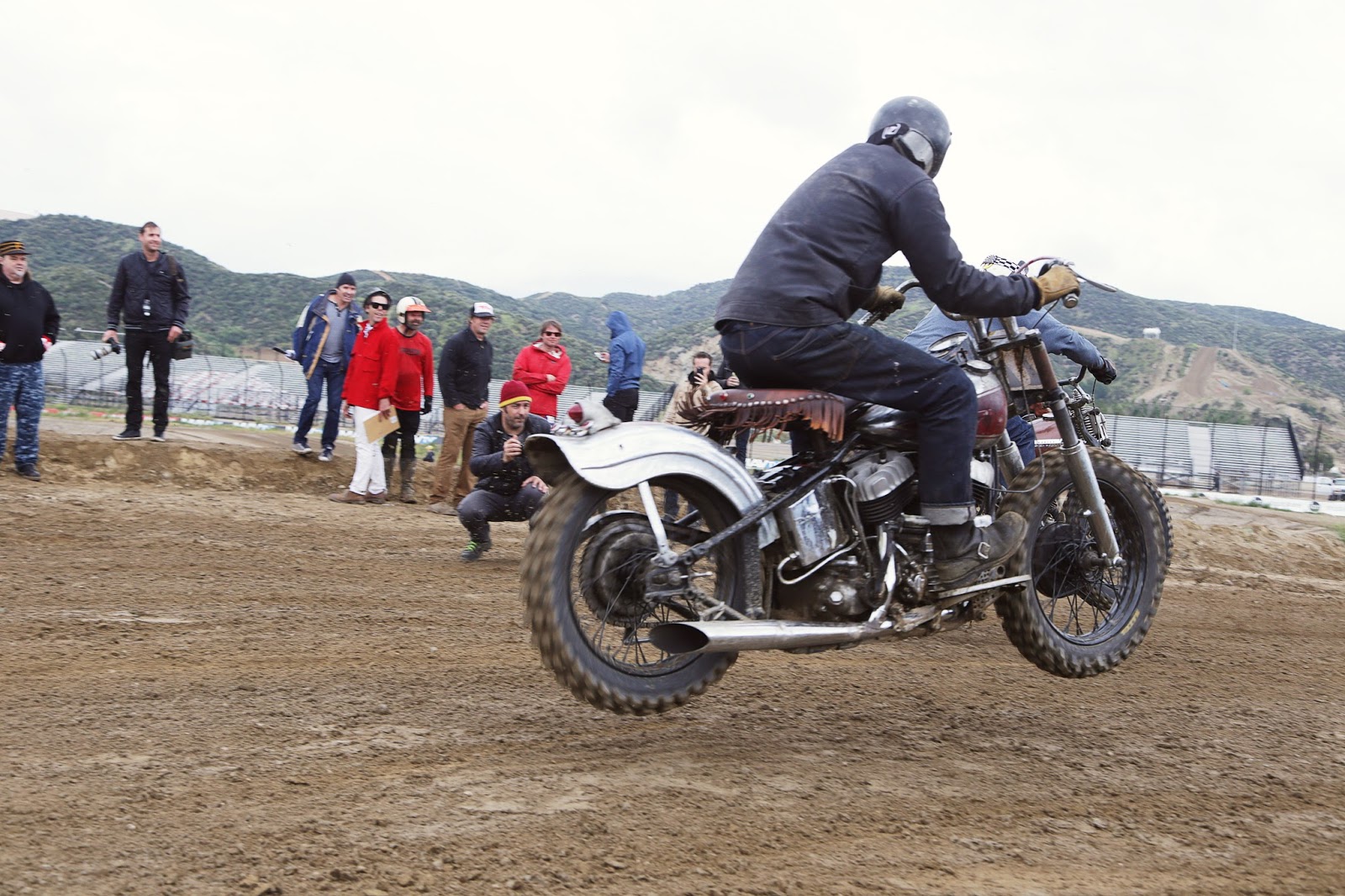 dWrenched Kustom Kulture and Crazy Bikes EVENT HELL ON WHEELS / TANK SHIFT RACES 2016