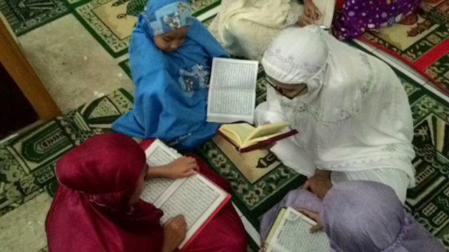 Al-Fatihah, Bukan Hanya Pembuka Saja, Ketahui Pula Makna Istimewanya! Al-Fatihah, Bukan Hanya Pembuka Saja, Ketahui Pula Makna Istimewanya!