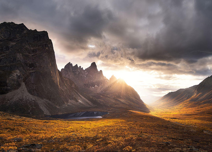 These Are The 35 Best Pictures Of 2016 National Geographic Traveler Photo Contest - Tombstone Impression, Yukon, Canada