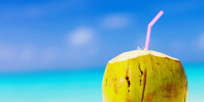 Agua de coco como tomarla